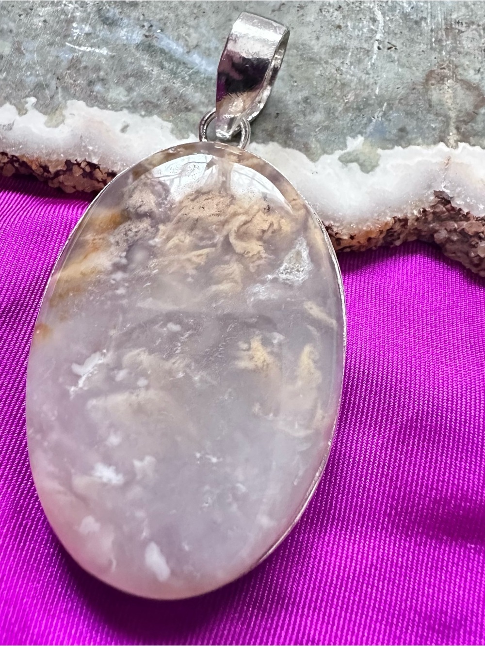 Artisan Handcrafted Silver-Set White and Cream ORKA Agate Oval Pendant Necklace